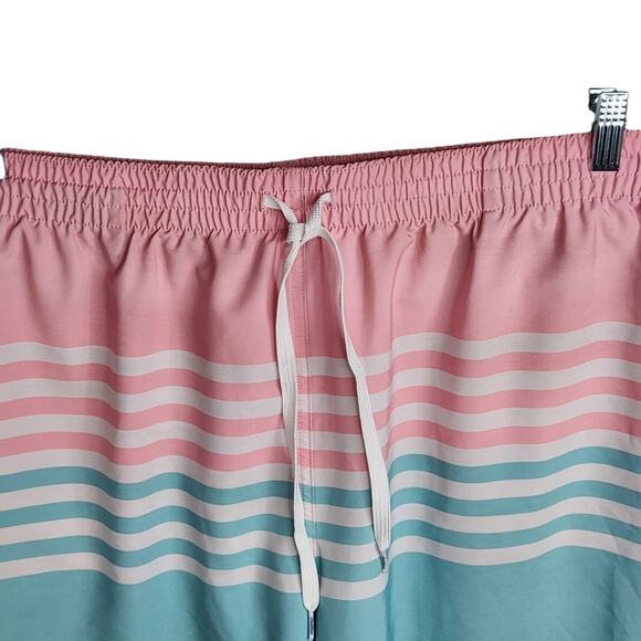 Chubbies The On The Horizons Classic Swim Trunks Shorts Men's XXL Mesh Liner - Picture 3 of 10